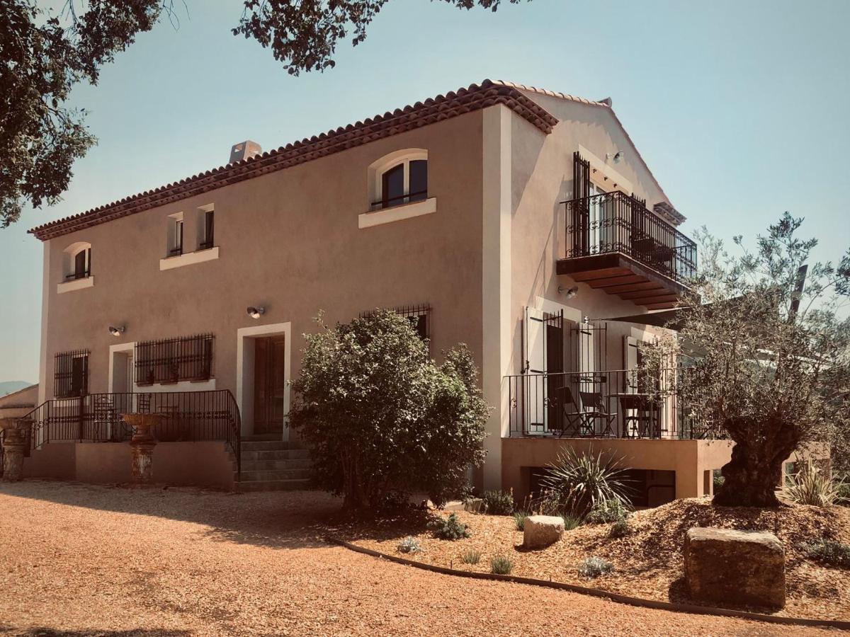 Sous Les Pins Gites Et Chambres D'Hotes La Londe-les-Maures Exterior photo